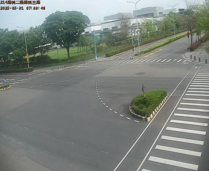 高雄科學園區  214路科二路路科三路 距離1.0公里 氣溫24.7度