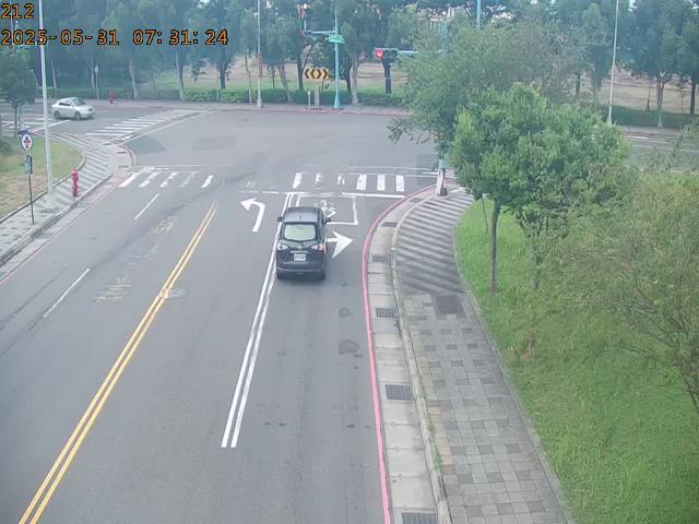 高雄科學園區  212北嶺二路北嶺五路 距離1.3公里 氣溫25.6度