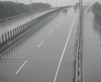 台南科學園區  新港社大橋(出區2) 距離0.7公里 氣溫27.8度