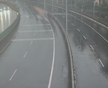 台南科學園區  新港社大橋(入區1) 距離1.1公里 氣溫32度