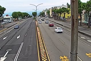 台12線  11K+460 龍井區中港路與東海街口(順樁) 距離1.0公里 氣溫28.5度