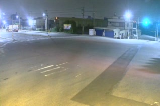 台17線  15K+470 龍井區臨港路一段龍昌路(火力發電廠)口(逆樁) 距離2.7公里 氣溫31.5度