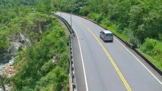 台18線  37K+370 嘉義縣番路鄉東向路側 距離4.2公里 氣溫21.8度