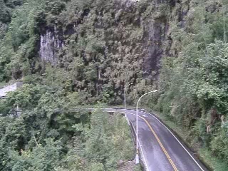 台18線  79K+300 嘉義縣阿里山鄉明隧道 東向路側 距離4.9公里 氣溫19.6度
