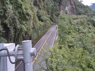台18線  79K+470 嘉義縣阿里山鄉明隧道 東向路側 距離4.7公里 氣溫19.6度
