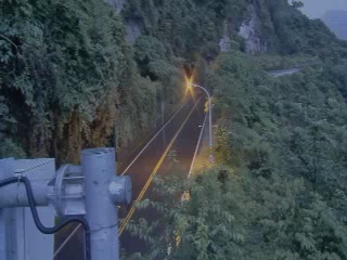 台18線  79K+470 嘉義縣阿里山鄉明隧道 東向路側 距離3.0公里 氣溫25.5度