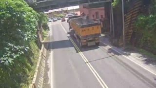 台2線  74K+725 海濱隧道口(W) 距離1.7公里 氣溫22.8度