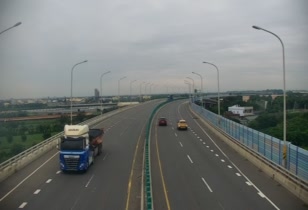 台61線  193K+090 王功交流道 距離4.9公里 氣溫21.5度