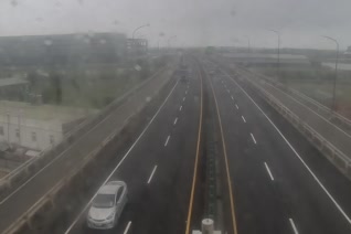 台61線  20K+000 25.6K標示架(C) 距離6.2公里 氣溫29.4度