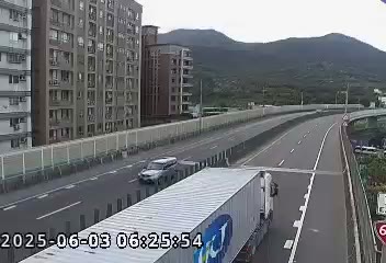 台64線  0K+585 快速公路(台北港端到八里交流道)(E) 距離0.6公里 氣溫30.6度