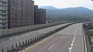 台64線  0K+585 快速公路(台北港端到八里交流道)(E) 距離0.7公里 氣溫25.8度