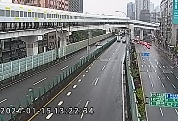 台64線  20K+517 快速公路(江子翠交流道到板橋交流道)(E) 距離0.4公里 氣溫31.7度