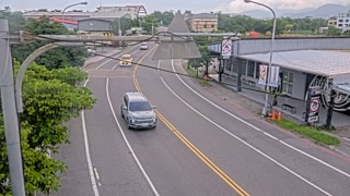 台7丙線  30K+300 五結鄉親水公園入口西，逆樁路側立桿。(順) 距離2.7公里 氣溫30.7度