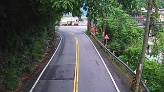 台8線  13K+250 東勢區(東關路=台21線交叉前)(順樁) 距離1.5公里 氣溫24.4度
