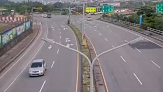台9線  186K+080 花蓮市嘉里三街及新生橋叉路之北順樁路側(順) 距離0.5公里 氣溫25.7度