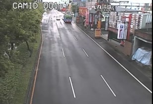 台9線  70K+500 礁溪鄉加油站南|附掛中央分隔島標示桿(逆) 距離0.9公里 氣溫28.5度