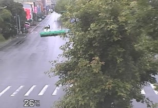 台9線  71K+300 礁溪鄉遠東紡織及大眾廟前中央分隔島(順) 距離1.2公里 氣溫28.5度
