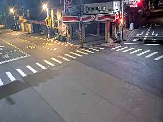 桃園市道路  大溪區 信義路中華路口(T路口號誌桿) 距離1.8公里 氣溫21.6度