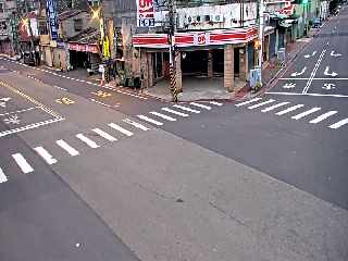 桃園市道路  大溪區 信義路中華路口(T路口號誌桿) 距離0.7公里 氣溫26.9度