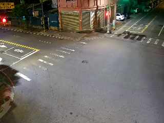 桃園市道路  大溪區 復興路中華路口(中華路廣告企業設對面號誌桿) 距離2.3公里 氣溫21.6度