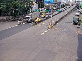 桃園市道路  蘆竹區 新南路民生北路口(桃園煉油廠前號誌桿) 距離0.8公里 氣溫26.9度