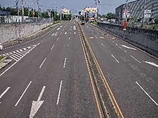 桃園市道路  蘆竹區 蘆興南路252巷前 距離0.6公里 氣溫21.9度