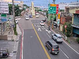 桃園市道路  楊梅區 校前路與老莊路 距離0.2公里 氣溫30.1度