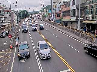 桃園市道路  楊梅區 校前路與環東路 距離0.3公里 氣溫30.1度