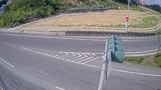 台南市道路  關廟區 關新路一段與台86線北桿(向東側車道) 距離1.1公里 氣溫32.9度