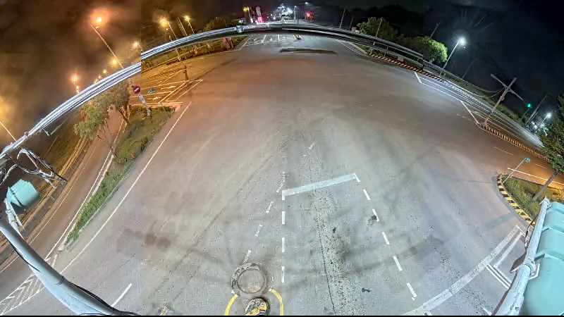台南市道路  關廟區 關新路一段與台86線北桿(向南) 距離0.9公里 氣溫24.5度
