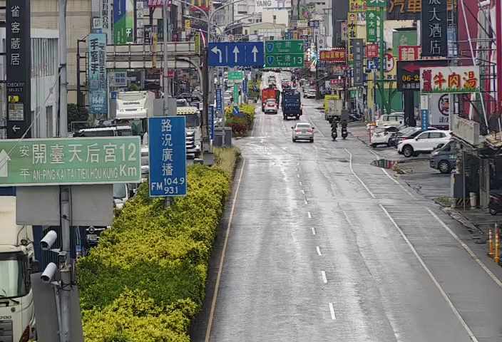 台南市道路  永康區 中正北路與永安路口西桿(向東) 距離1.7公里 氣溫26.4度