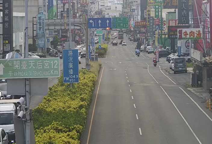 台南市道路  永康區 中正北路與永安路口西桿(向東) 距離1.0公里 氣溫27.5度