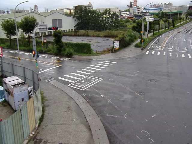 台南市道路  永康區 永安路與永運路口北桿(向南) 距離1.7公里 氣溫26.4度