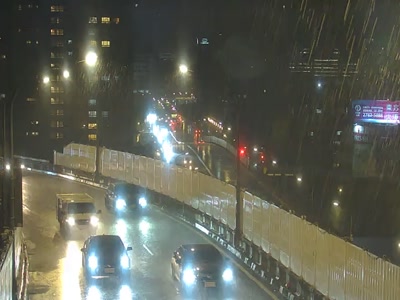 台北市道路  環東快成功橋 距離1.1公里 氣溫24.5度