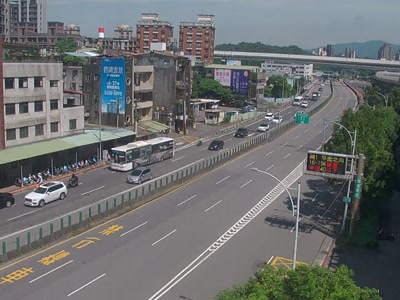 台北市道路  南湖大橋三重路 距離0.6公里 氣溫21.3度