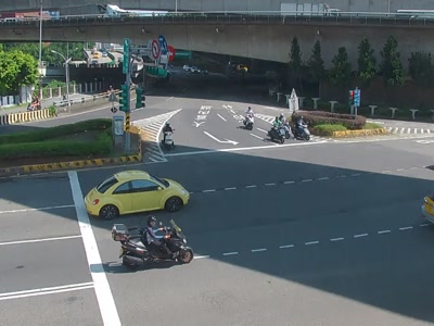 台北市道路  新生高圓山 距離0.7公里 氣溫21.3度