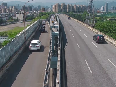 台北市道路  水源快景美出口匝道 距離1.4公里 氣溫23.6度