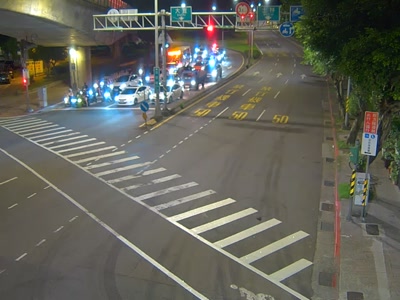 台北市道路  北安明水(近自強隧道) 距離0.9公里 氣溫22.4度
