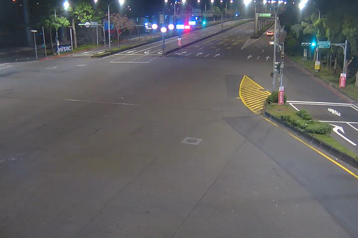 台北市道路  堤頂大道樂群一路 距離1.1公里 氣溫22.8度