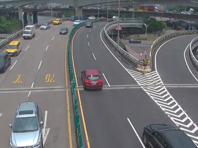台北市道路  新生高圓山橋 距離0.2公里 氣溫31.4度