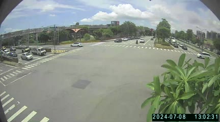 台中市道路 環中路/龍富十路(右側車流往永春路)
