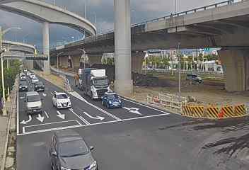 台中市道路  環中路/同榮東路(車流往中清路) 距離0.5公里 氣溫28.6度