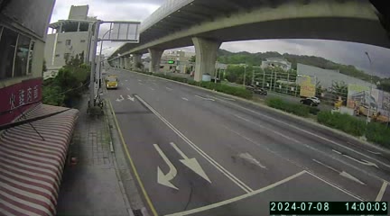 台中市道路  環中東路/松竹路(車流往東山路) 距離0.1公里 氣溫28.5度