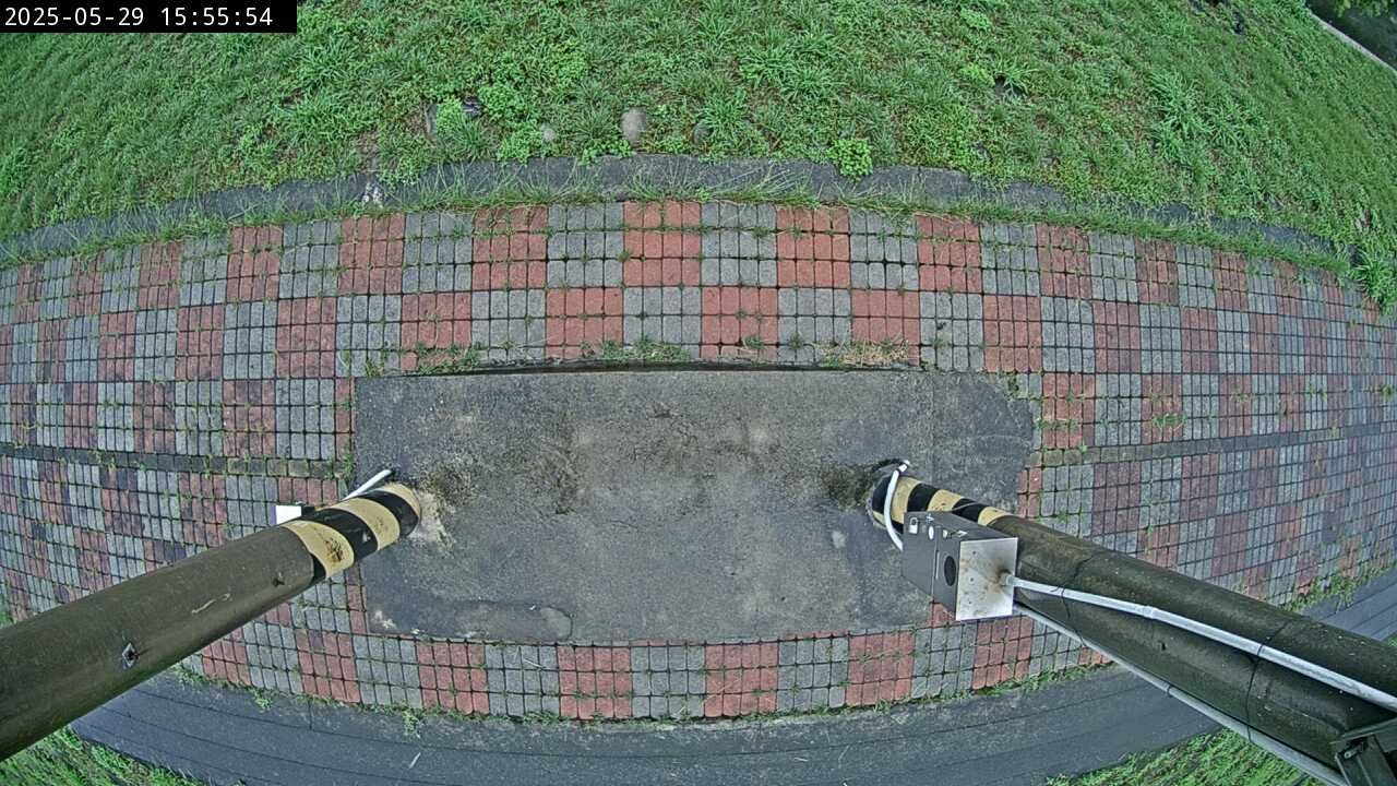 水利署水資源  水利行政組 中港溪1號站 CCD4 防盜 距離1.3公里 氣溫27.9度
