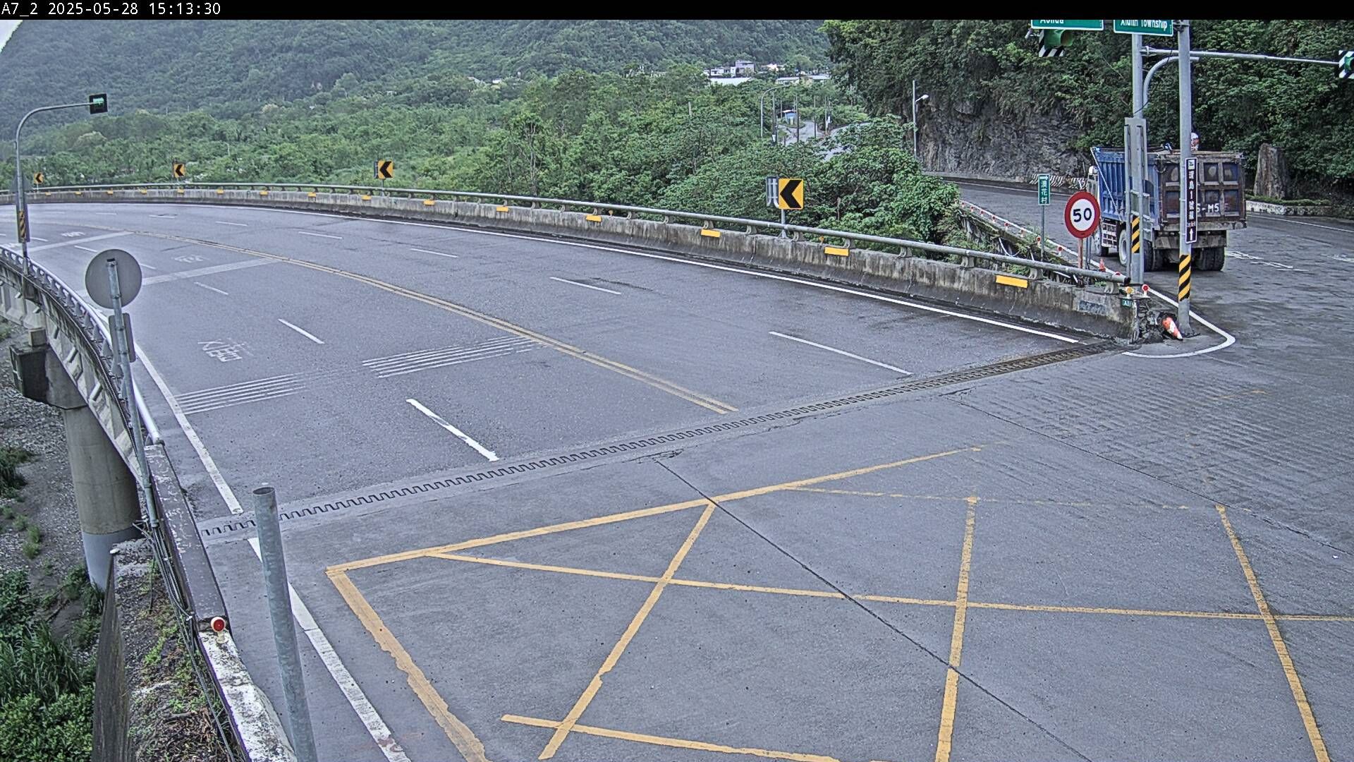 水利署水資源  水利行政組 漢本隧道南端口 2 距離0.8公里 氣溫23.6度