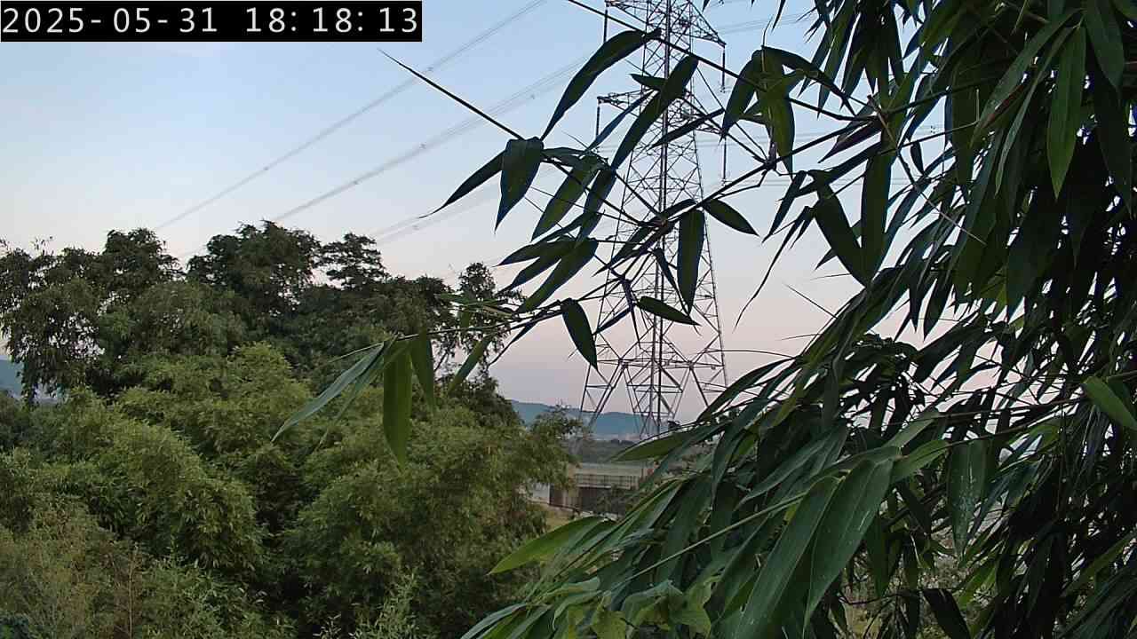 水利署水資源  水利行政組 烏溪二高上游右岸 S 距離0.3公里 氣溫23.4度