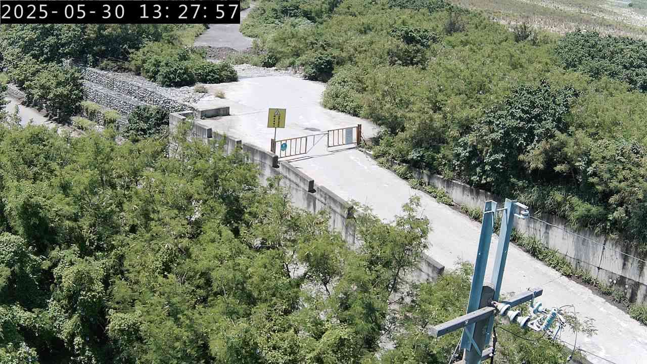 水利署水資源  水利行政組 大安溪民峰砂石場 1 距離3.9公里 氣溫24.1度