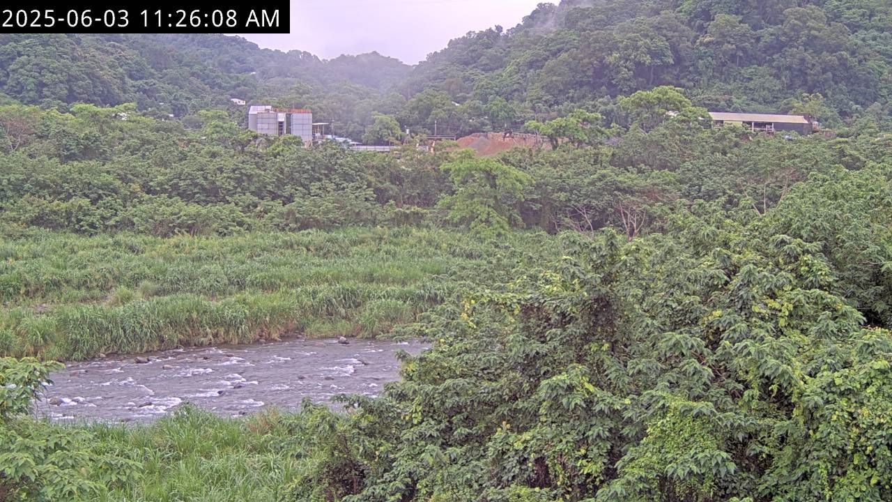 水利署水資源  水利行政組 頭前溪3號站 CCD2 中游 距離0.1公里 氣溫24.1度