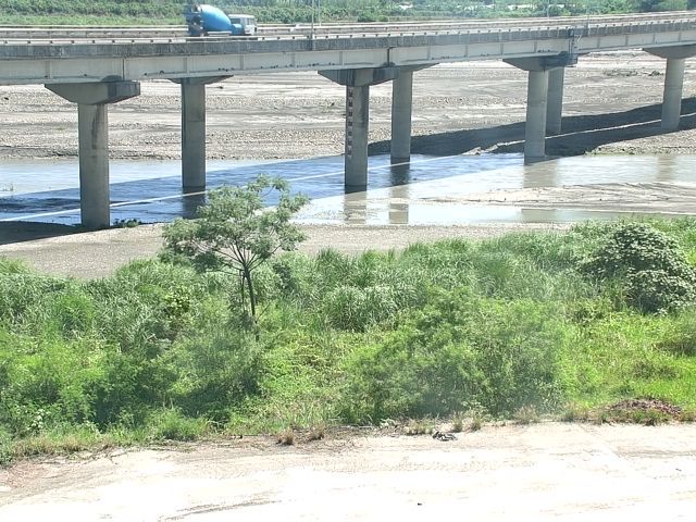 水利署水資源  水利行政組 高樹大橋 1 距離6.2公里 氣溫29.2度