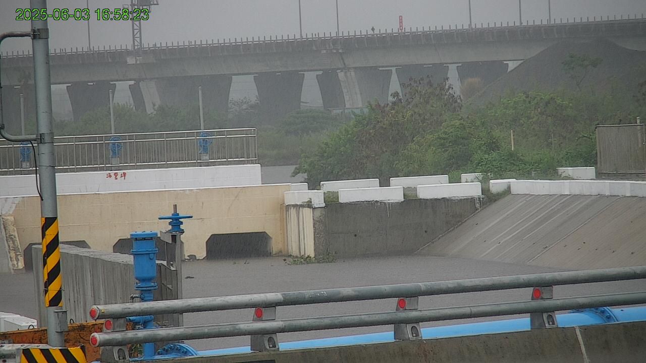 水利署水資源  屏東縣政府水利處 瑤仔口橋#1 距離0.3公里 氣溫27.1度